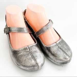 Otbt Springfield Silver Metallic Leather Clogs size 7.5